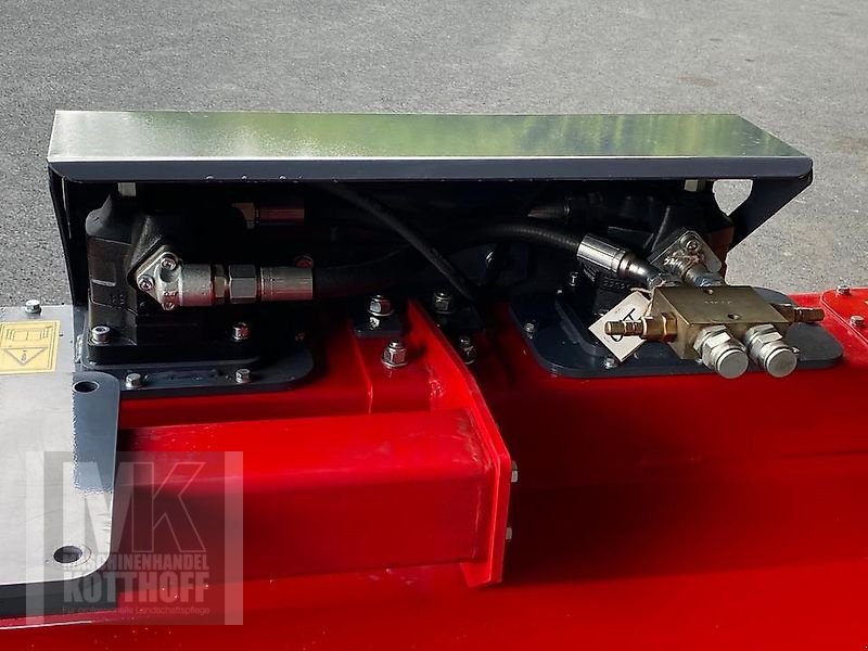 Astschere za tip Omarv Baumsäge Astsäge Astschere, Gebrauchtmaschine u Schmallenberg (Slika 7)