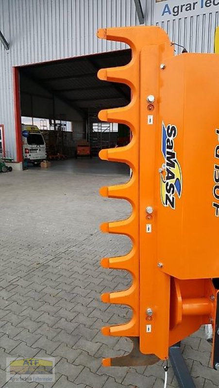 Astschere des Typs SaMASZ Astschere PG 150, Neumaschine in Teublitz (Bild 1)