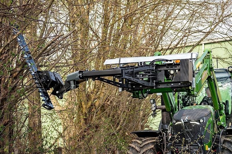 Astschere des Typs Sonstige Hydraulische Heckenschere Euro-Aufnahme Astschere Baumsäge Lader, Gebrauchtmaschine in Schmallenberg (Bild 7)
