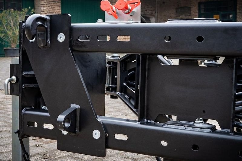 Astschere des Typs Sonstige Hydraulische Heckenschere Euro-Aufnahme Astschere Baumsäge Lader, Gebrauchtmaschine in Schmallenberg (Bild 13)