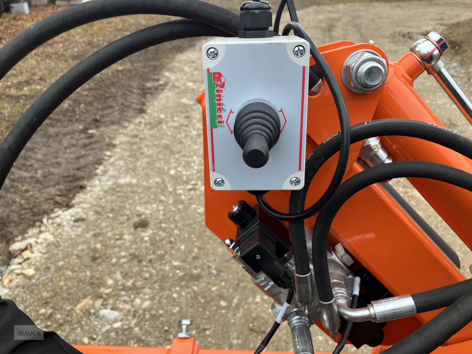 Astschere des Typs Sonstige Rinieri Heckenschere für Hoflader, Neumaschine in Burgkirchen (Bild 14)