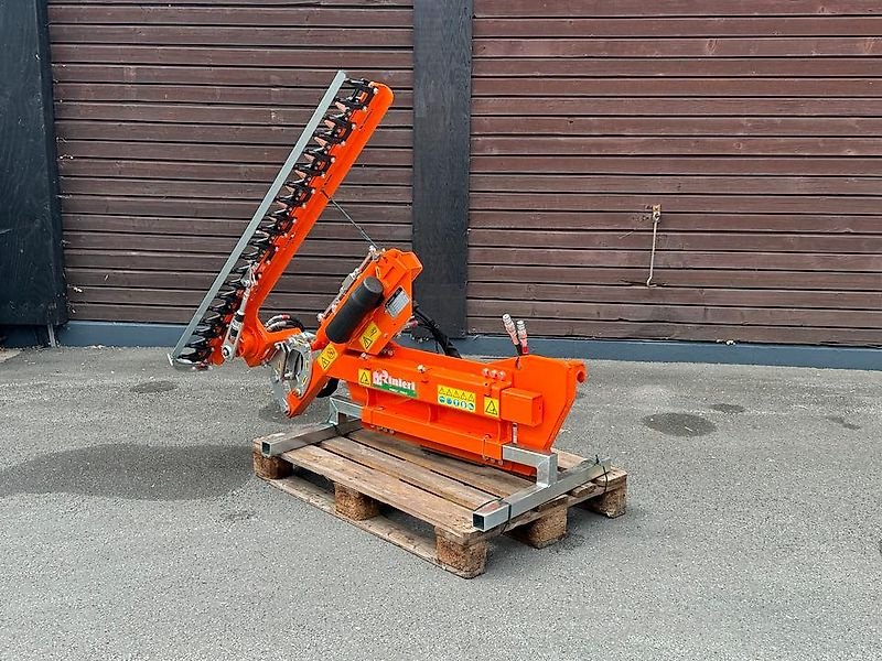 Astschere του τύπου Sonstige Rinieri Heckenschneider Heckenschere Astschere Mulchkopf Auslege, Gebrauchtmaschine σε Schmallenberg (Φωτογραφία 9)