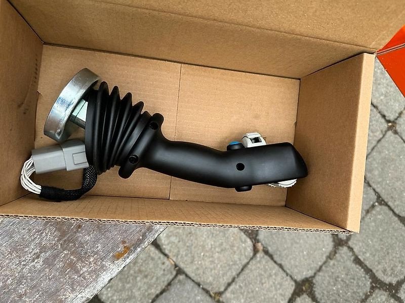 Astschere του τύπου Sonstige Rinieri Heckenschneider Heckenschere Astschere Mulchkopf Auslege, Gebrauchtmaschine σε Schmallenberg (Φωτογραφία 8)