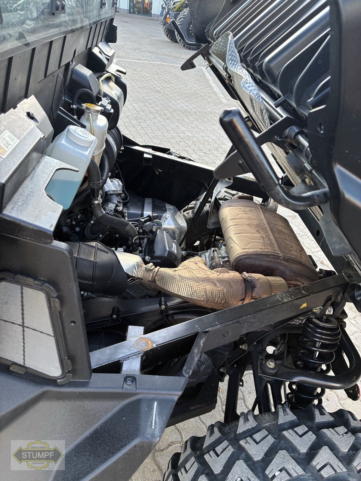 ATV & Quad del tipo Can Am Can Am HD 10 XU, Gebrauchtmaschine en Grafenstein (Imagen 8)