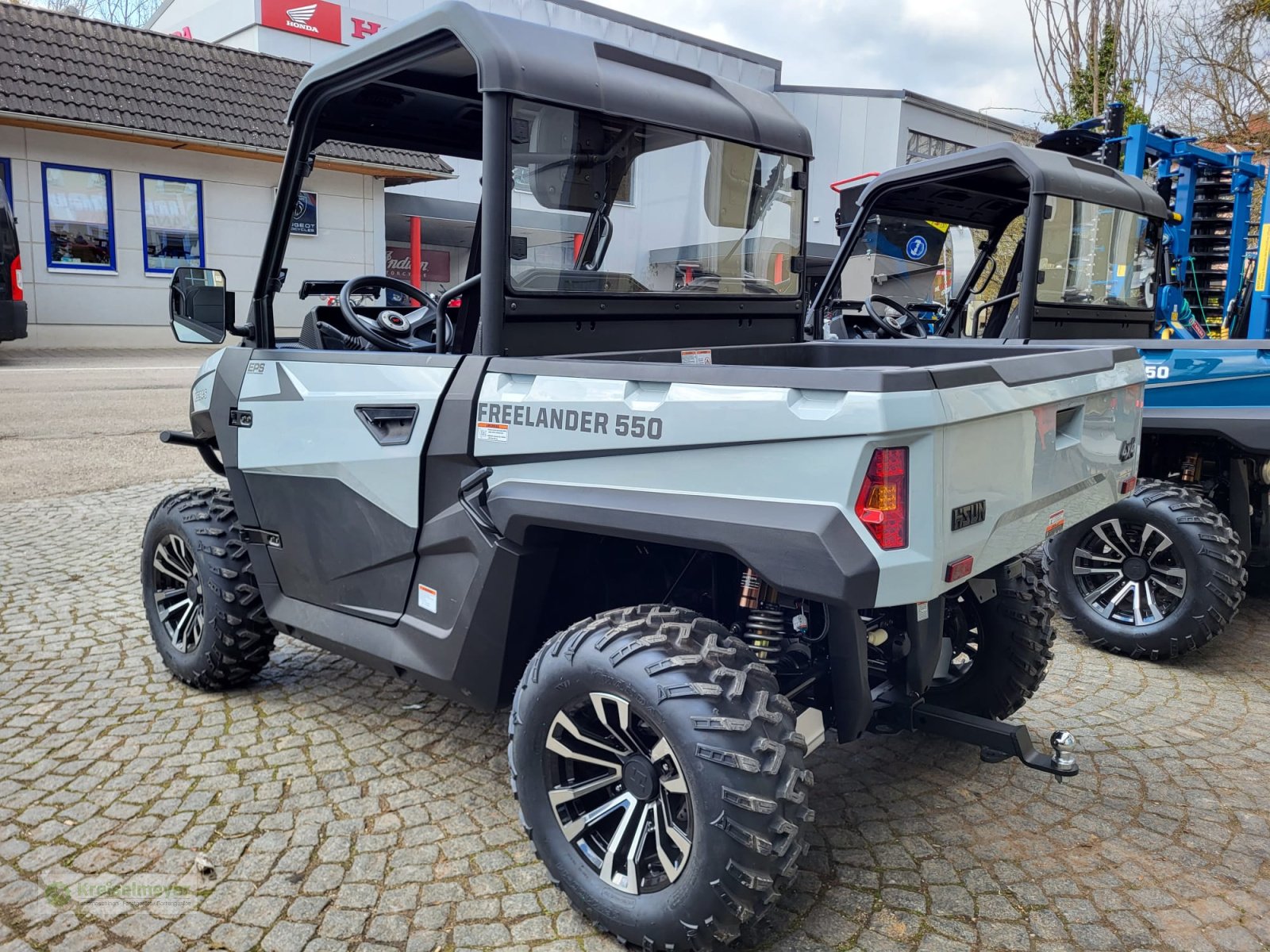 ATV & Quad des Typs Hisun Freelander 550 + 1400kg Anhängelast + StVZO Zulassung + Teilkabine + LCD 10" Displays Kamera UTV, Neumaschine in Feuchtwangen (Bild 3)