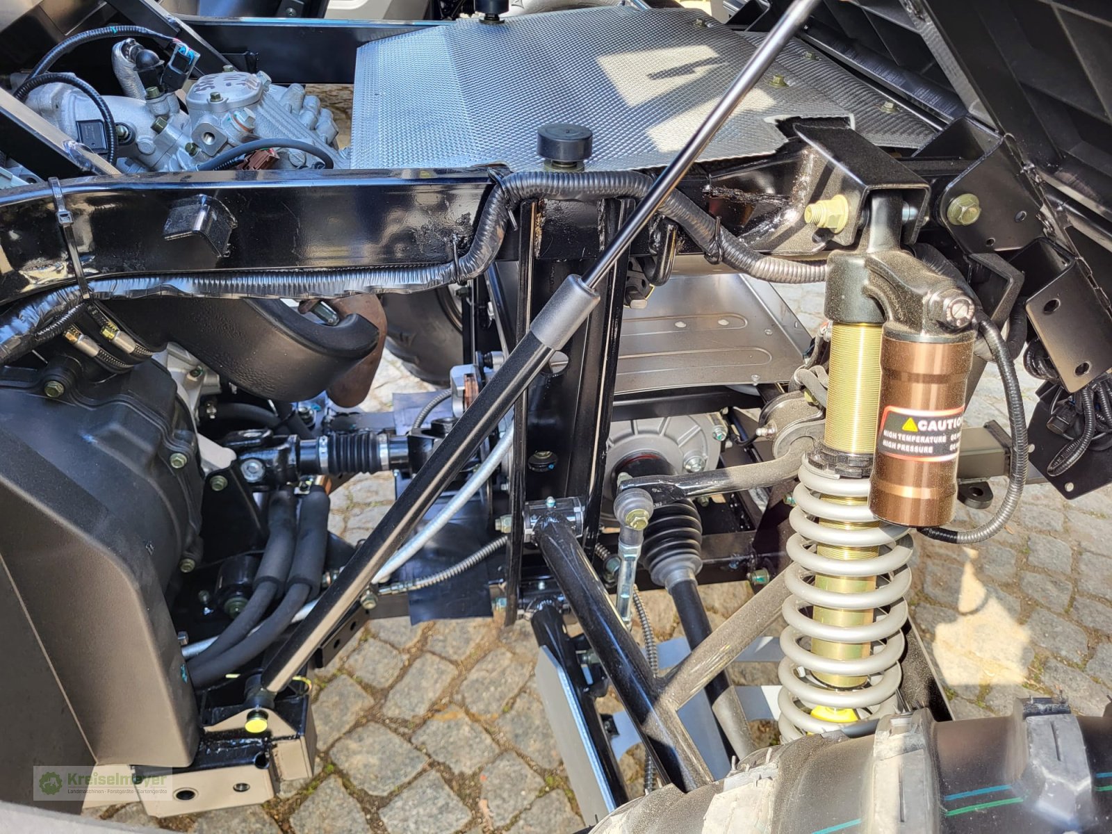 ATV & Quad des Typs Hisun Freelander 550 + 1400kg Anhängelast + StVZO Zulassung + Teilkabine + LCD 10" Displays Kamera UTV, Neumaschine in Feuchtwangen (Bild 15)