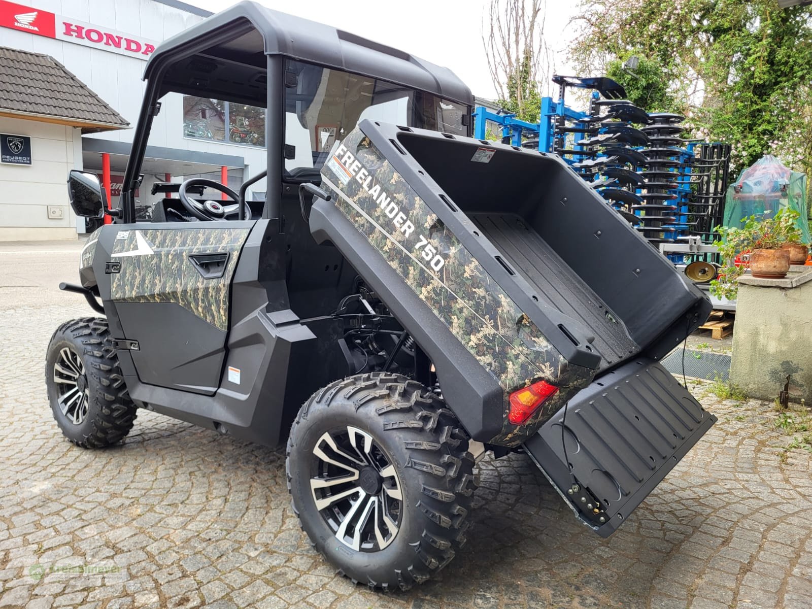 ATV & Quad des Typs Hisun Freelander 750 + 1400kg Anhängelast + StVZO Zulassung + Teilkabine + 10"Display Kamera UTV, Neumaschine in Feuchtwangen (Bild 7)