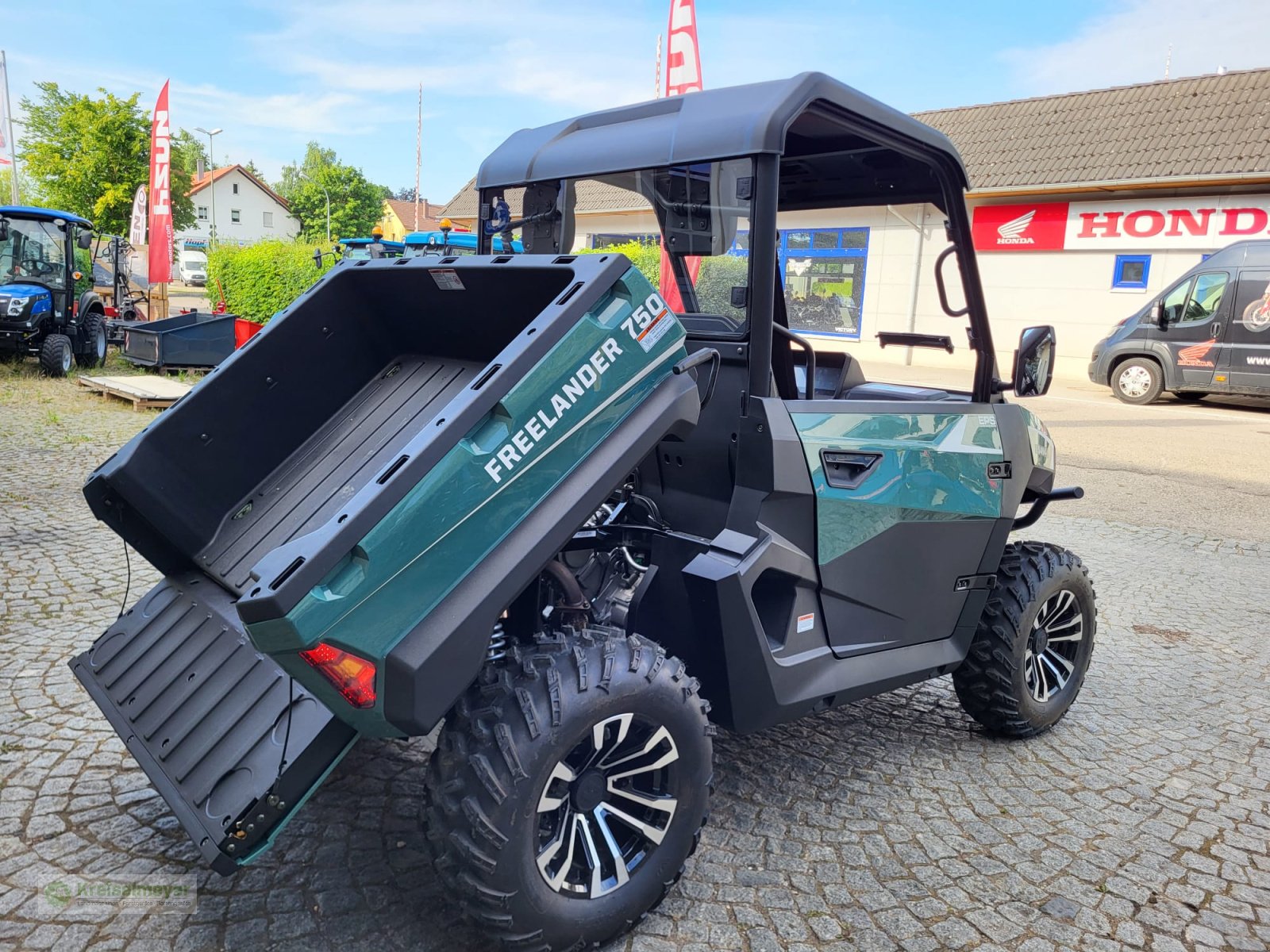 ATV & Quad des Typs Hisun Freelander 750 + 1400kg Anhängelast + StVZO Zulassung + Teilkabine + LCD 10" Display Kamera UTV, Neumaschine in Feuchtwangen (Bild 7)