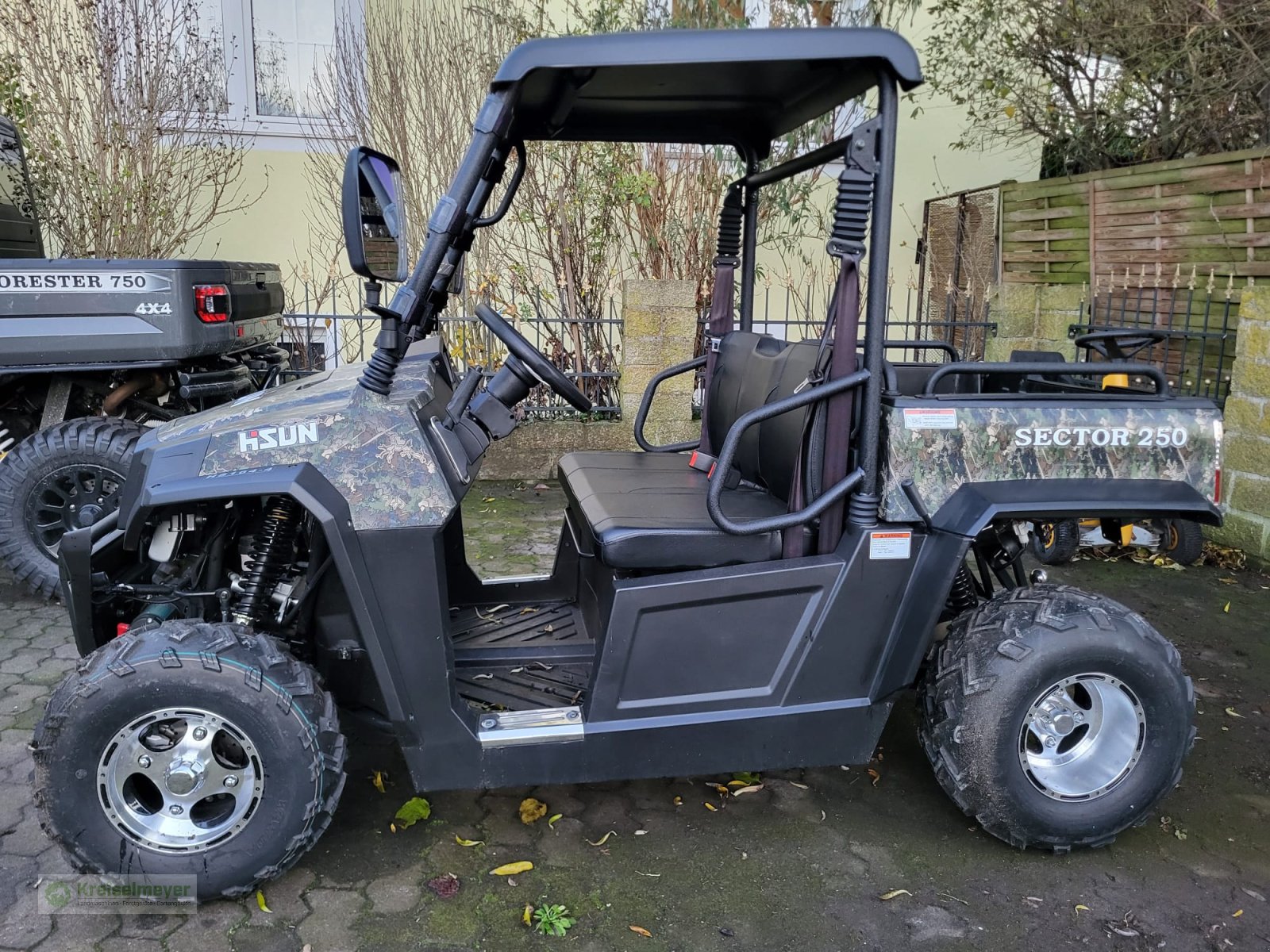 ATV & Quad des Typs Hisun Sector 250 + Dach + Frontscheibe + Seilwinde Camouflage NEU UTV Buggy, Neumaschine in Feuchtwangen (Bild 1)