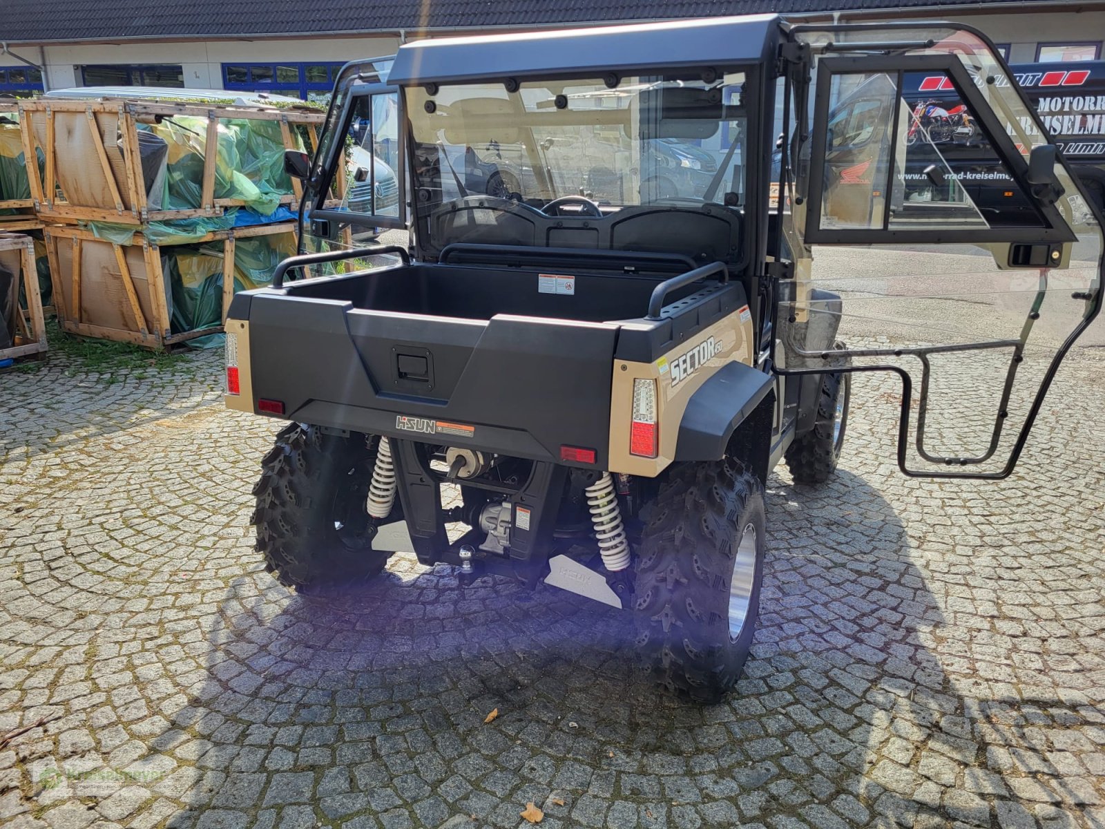 ATV & Quad des Typs Hisun Sector 450 + Vollkabine Heizung & Lüftung + Straßenzulassung StVZO + Allrad UTV &, Neumaschine in Feuchtwangen (Bild 5)