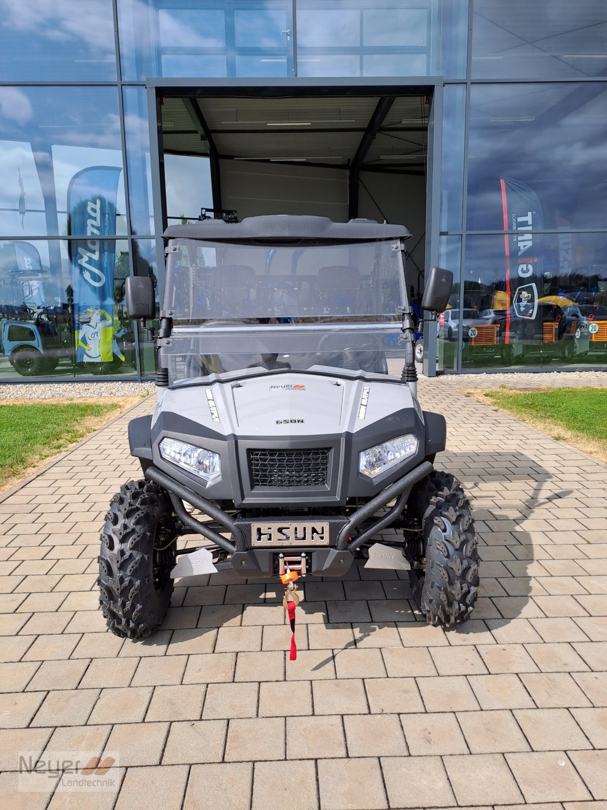 ATV & Quad des Typs Hisun Sector 450, Neumaschine in Bad Waldsee Mennisweiler (Bild 3)