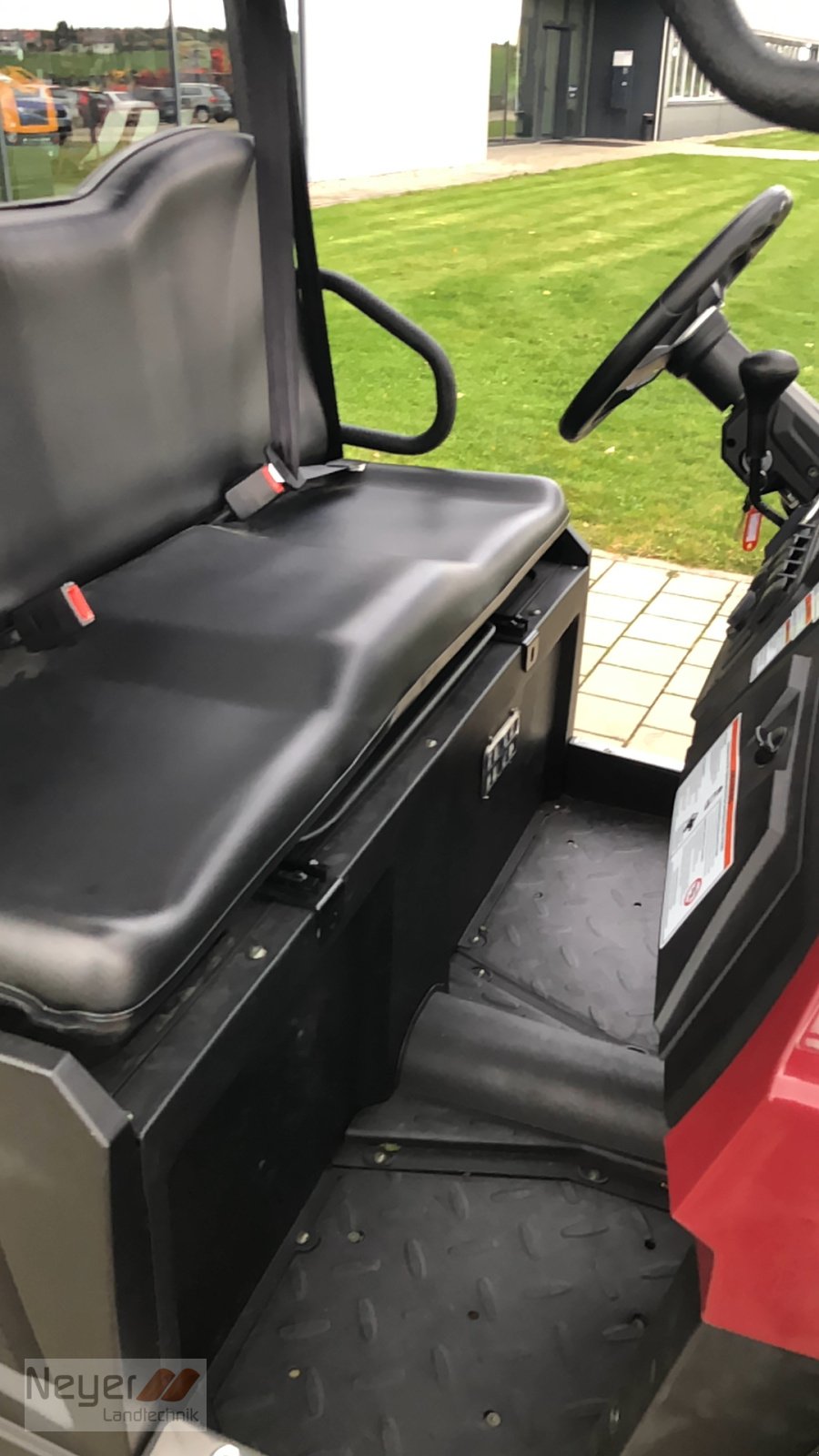 ATV & Quad des Typs Hisun Sector 450, Neumaschine in Bad Waldsee Mennisweiler (Bild 15)