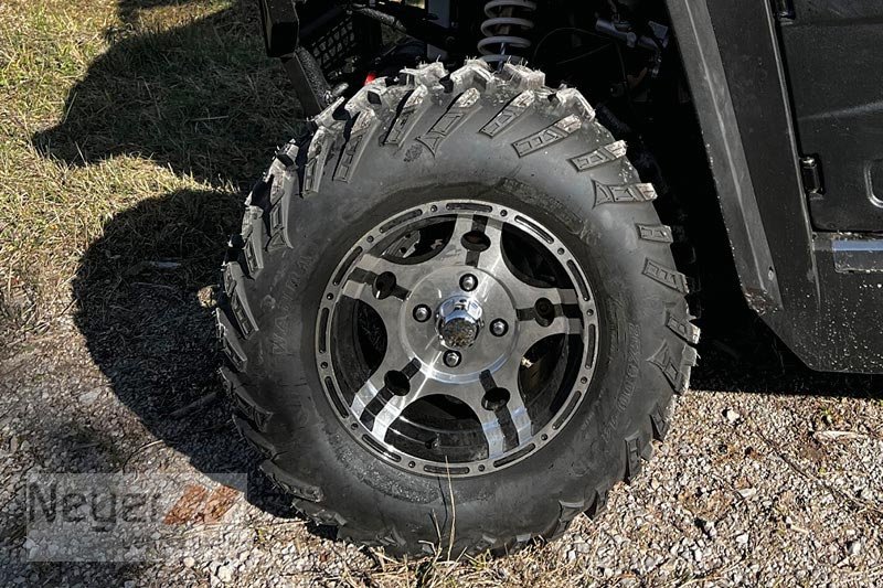 ATV & Quad des Typs Hisun SECTOR 550, Neumaschine in Bad Waldsee Mennisweiler (Bild 8)