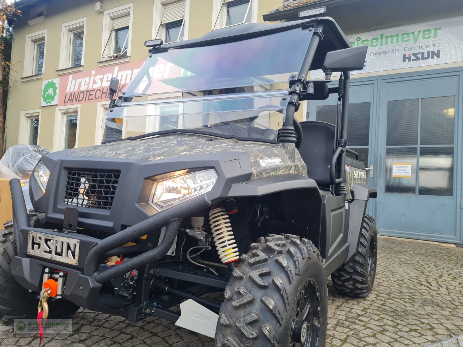 ATV & Quad of the type Hisun Sector E1 Akku + Hunter-Kit Lite (Seilwinde, LED-Licht & Licht-Aus-Schaltung) Elektro Allrad 4x4 UTV neu, Neumaschine in Feuchtwangen (Picture 14)