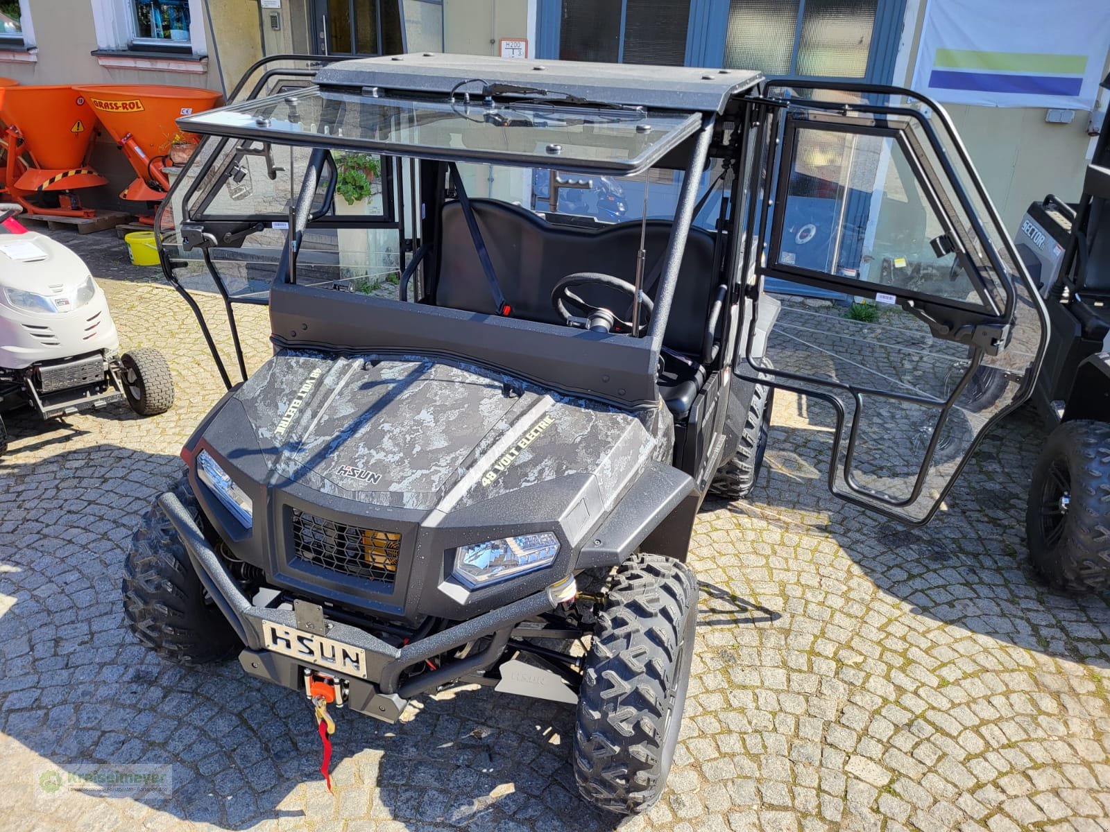 ATV & Quad des Typs Hisun Sector E1 Elektro mit Kabine und Heizung + Straßenzulassung StVZO NEU, Neumaschine in Feuchtwangen (Bild 10)