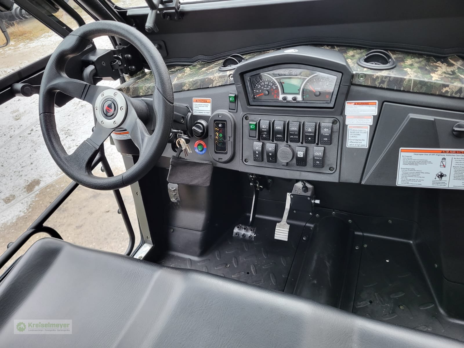 ATV & Quad des Typs Hisun Sector E1 Elektro UTV Kabine + Heizung + Arbeitsscheinwerfer Paket + StVZO Zulassung L7e NEU, Neumaschine in Feuchtwangen (Bild 11)