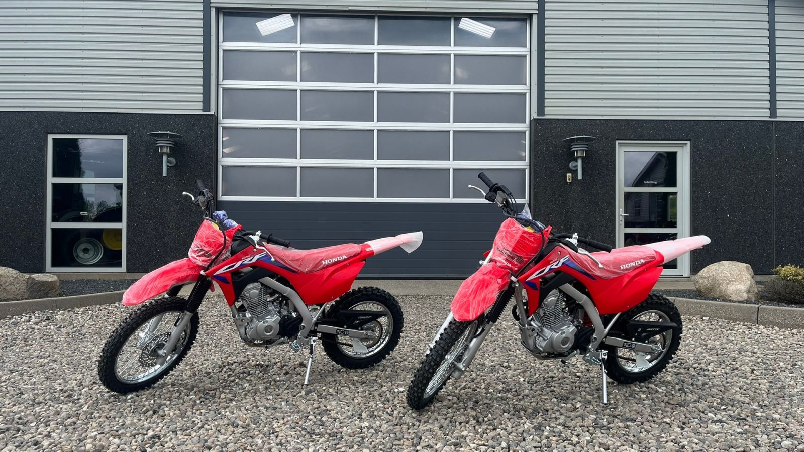 ATV & Quad του τύπου Honda CRF 125 F DEMO. Rigtig crosser med gear og kobling. Super Fed, Gebrauchtmaschine σε Lintrup (Φωτογραφία 1)
