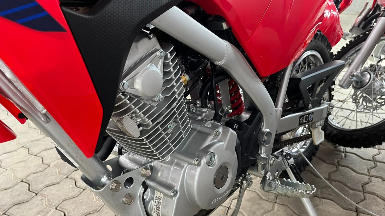 ATV & Quad του τύπου Honda CRF 125 F DEMO. Rigtig crosser med gear og kobling. Super Fed, Gebrauchtmaschine σε Lintrup (Φωτογραφία 16)