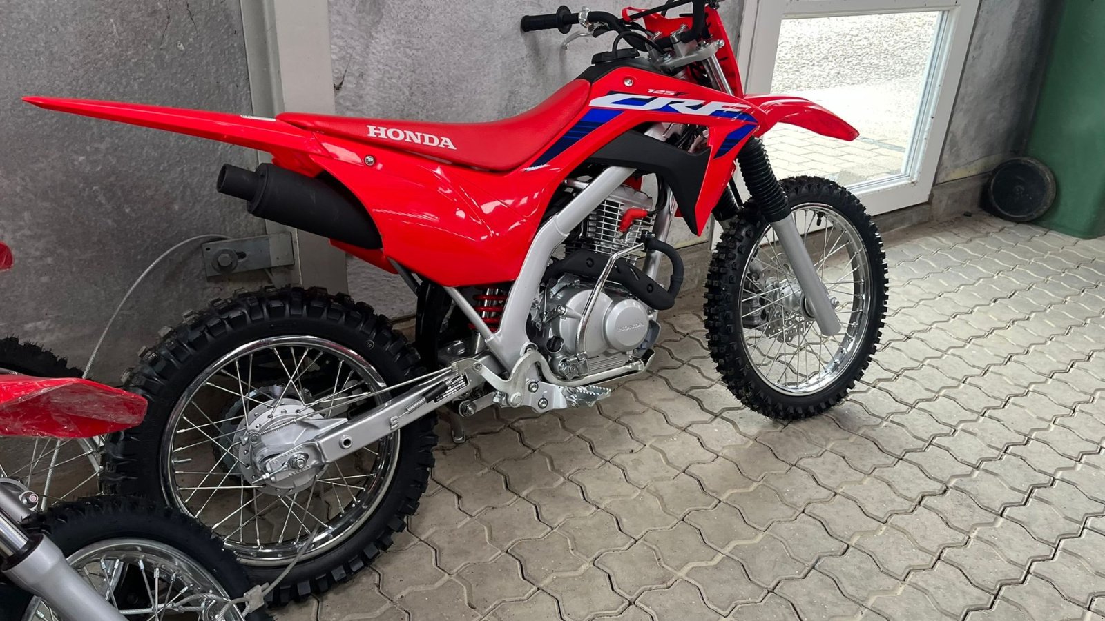 ATV & Quad του τύπου Honda CRF 125 F DEMO. Rigtig crosser med gear og kobling. Super Fed, Gebrauchtmaschine σε Lintrup (Φωτογραφία 10)