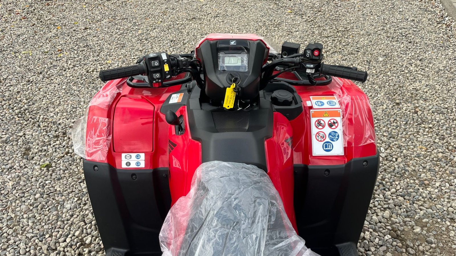 ATV & Quad типа Honda TRX 520 FA Vi har et stort lager af ATV, så der er også en til dig., Gebrauchtmaschine в Lintrup (Фотография 10)