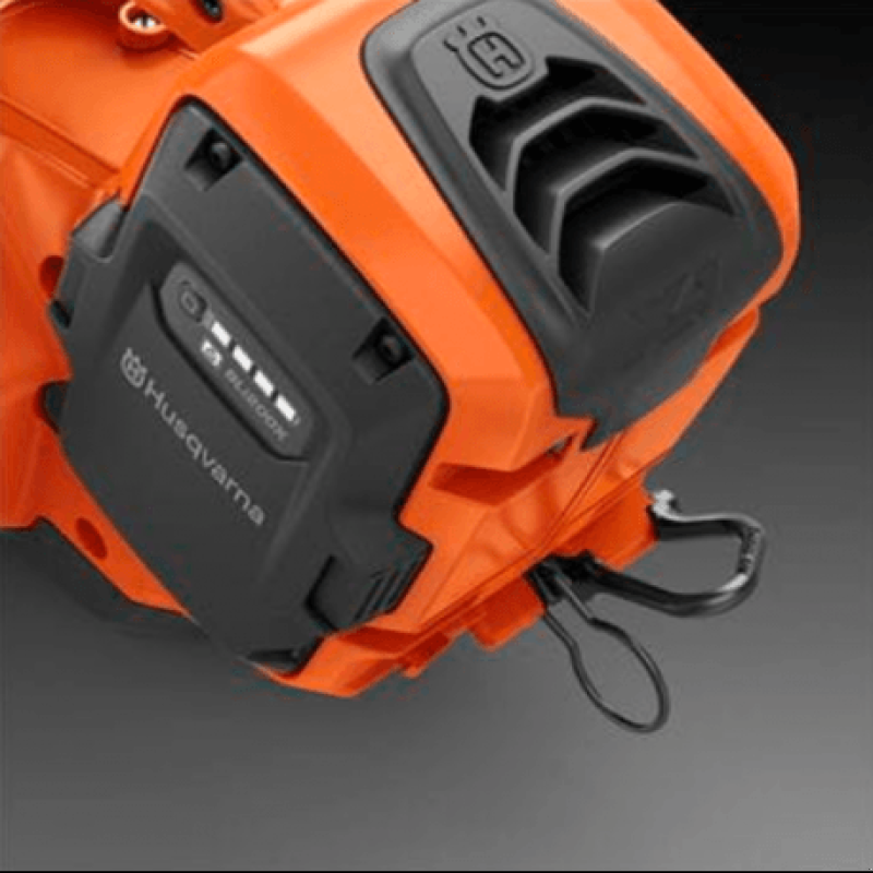 ATV & Quad типа Husqvarna Tronçonneuse T540IXP Husqvarna, Gebrauchtmaschine в LA SOUTERRAINE (Фотография 2)