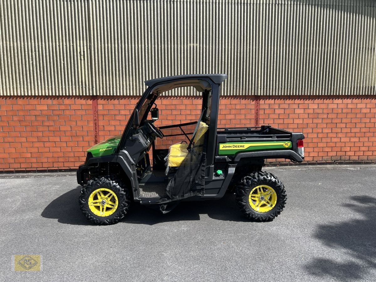 ATV & Quad des Typs John Deere GATOR XUV 865M, Neumaschine in Beelen (Bild 1)