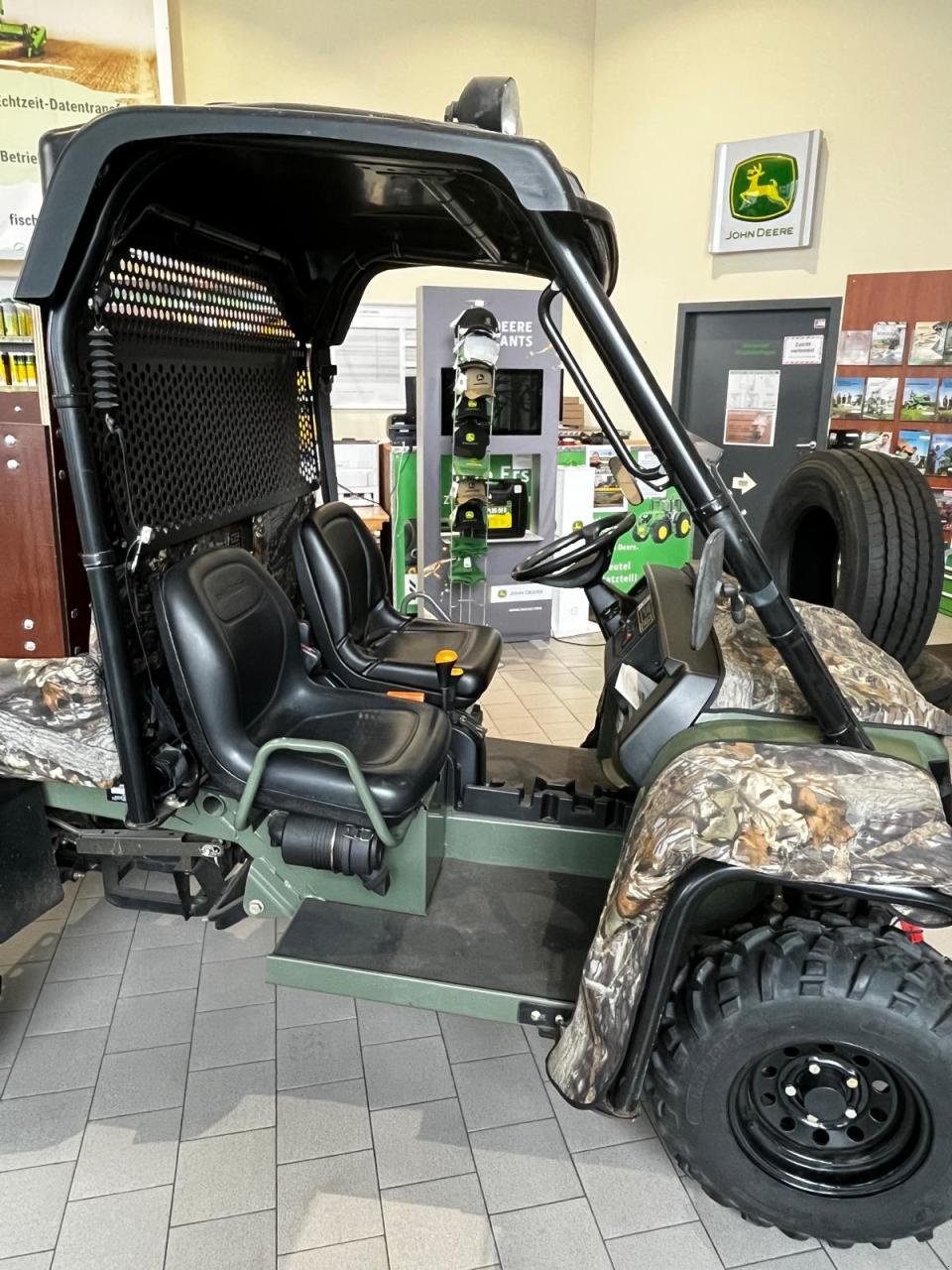 ATV & Quad van het type John Deere Gator XUV620i, Gebrauchtmaschine in Worms (Foto 3)