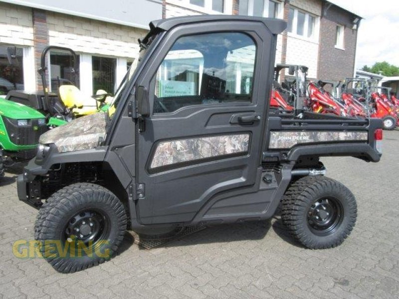 ATV & Quad des Typs John Deere Gator XUV835M Camouflage, Neumaschine in Wesseling-Berzdorf (Bild 3)