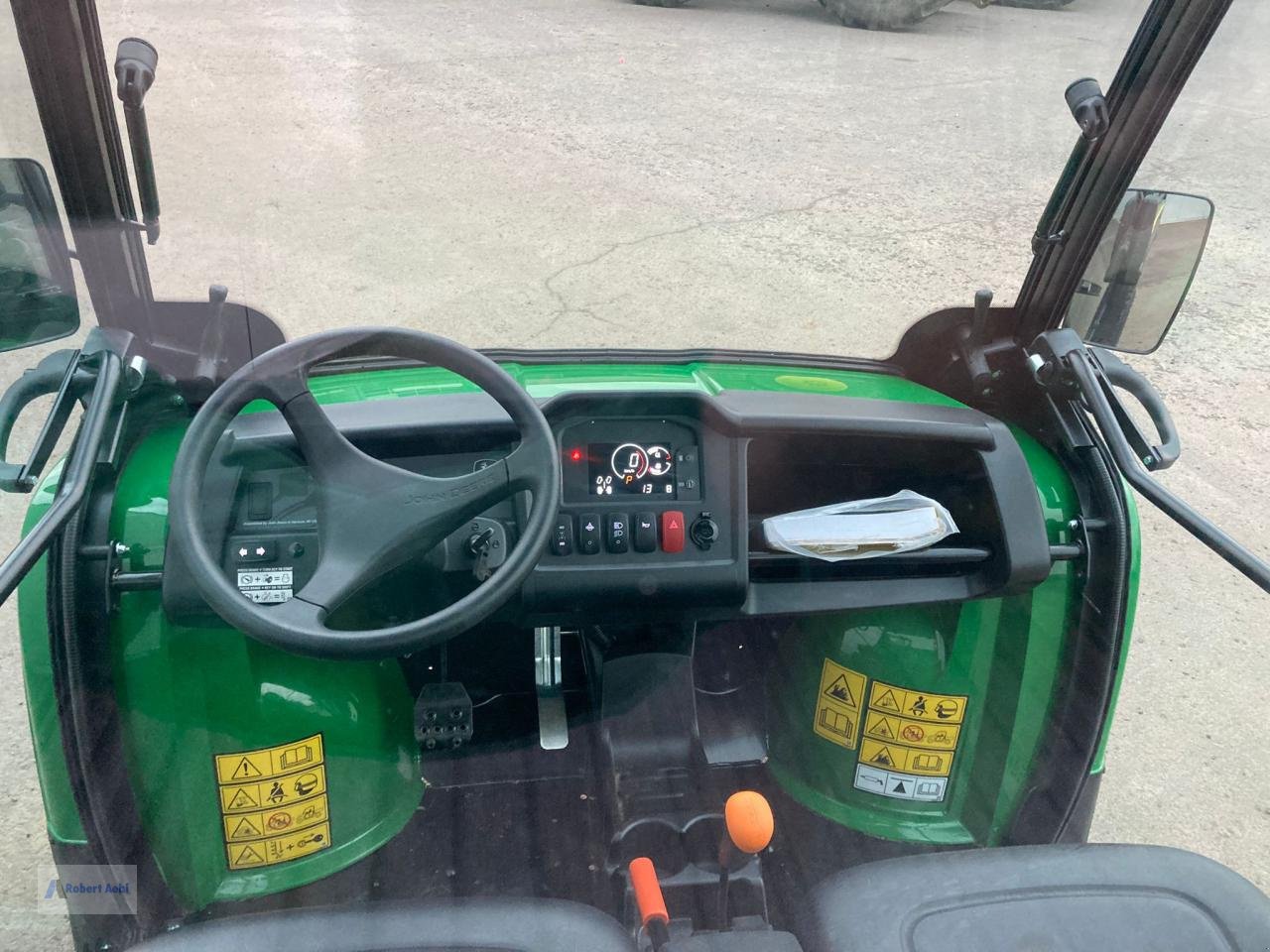 ATV & Quad des Typs John Deere HPX815E, Neumaschine in Wölferheim (Bild 4)