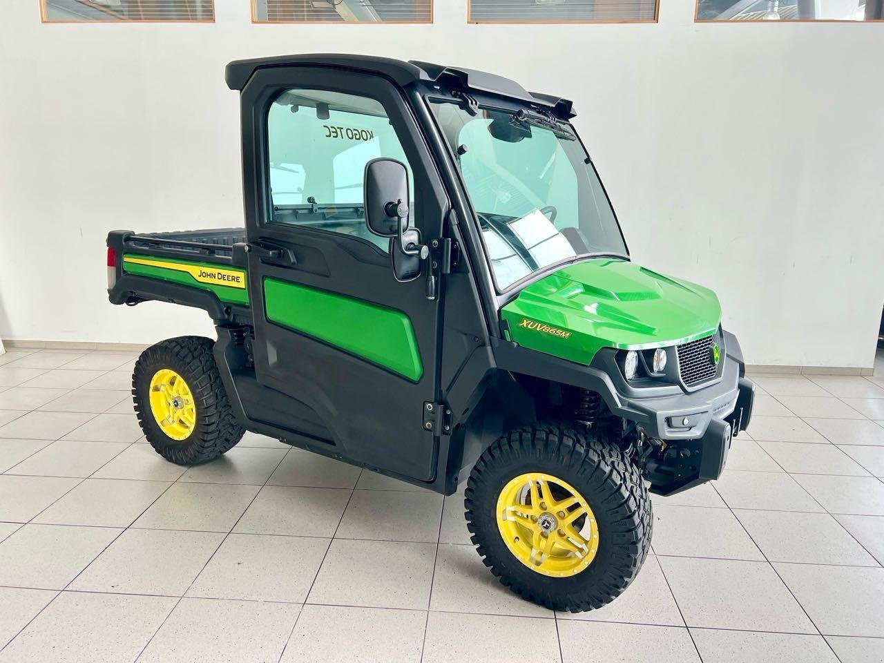 ATV & Quad des Typs John Deere XUV 865M, Gebrauchtmaschine in Beckum (Bild 3)