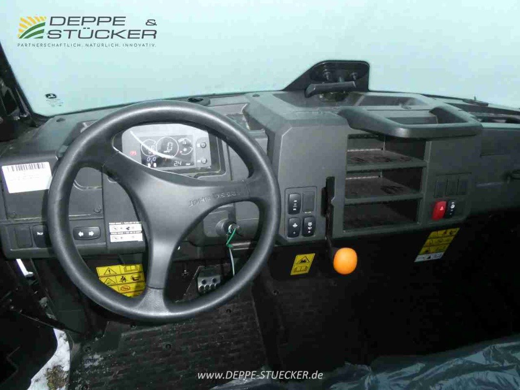 ATV & Quad des Typs John Deere XUV865M Raupe, Neumaschine in Lauterberg/Barbis (Bild 9)