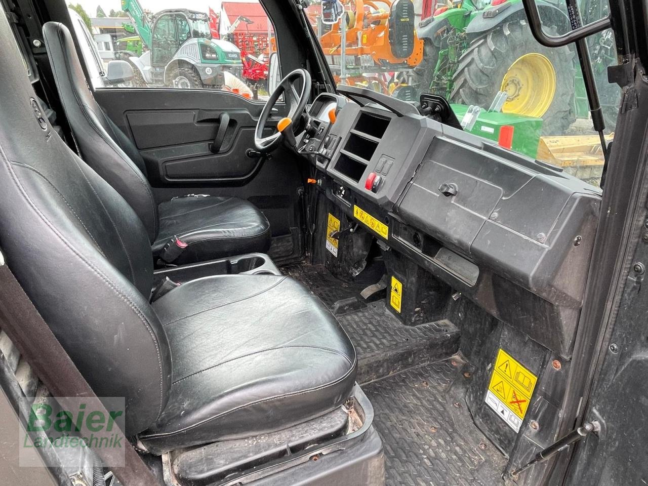 ATV & Quad typu John Deere XUV865M, Gebrauchtmaschine v OBERNDORF-HOCHMOESSINGEN (Obrázek 4)