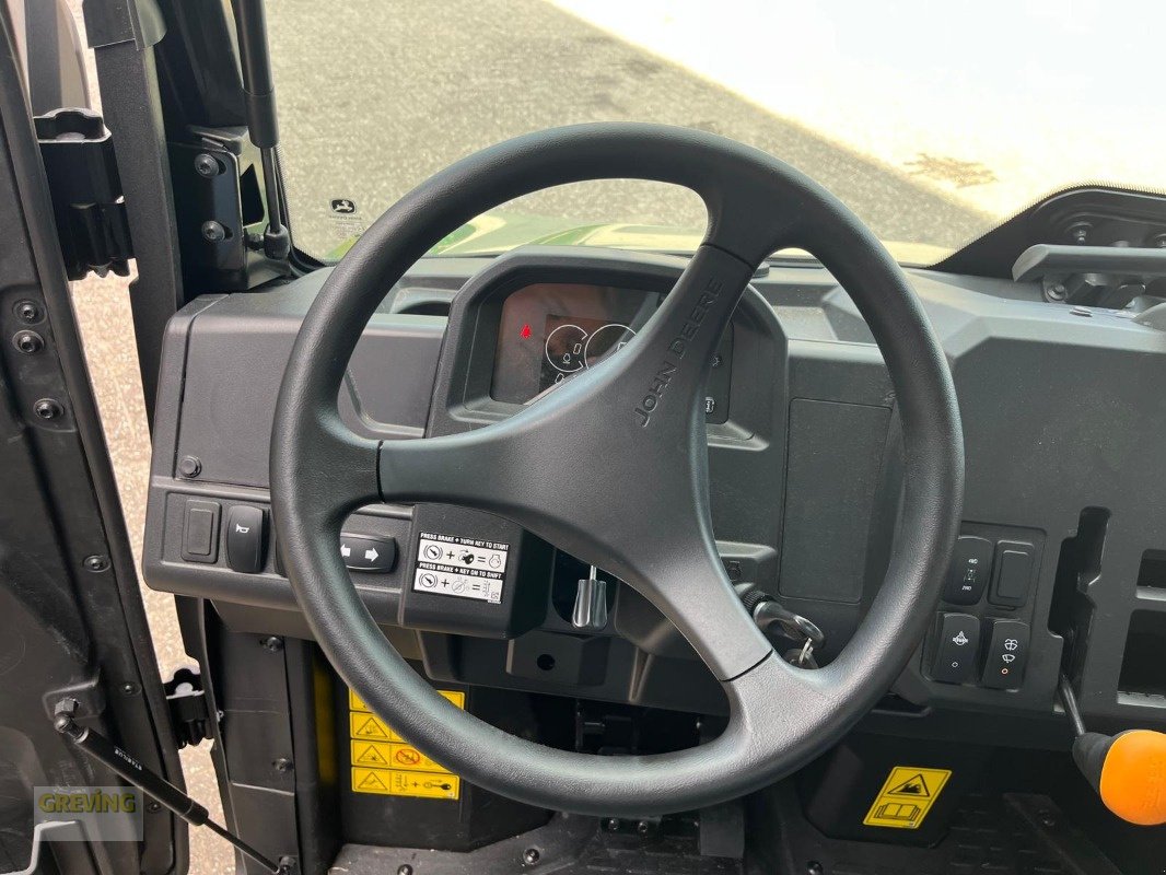 ATV & Quad des Typs John Deere XUV875M, Neumaschine in Ahaus (Bild 8)