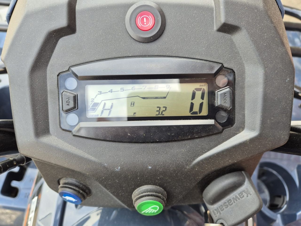 ATV & Quad del tipo Kawasaki Force 450, Neumaschine en Harderwijk (Imagen 6)