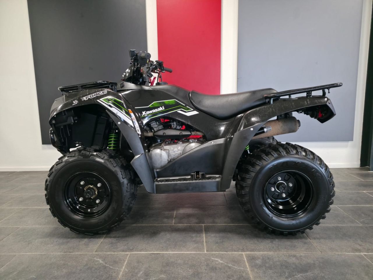 ATV & Quad del tipo Kawasaki KVF300, Gebrauchtmaschine en Geesteren (OV) (Imagen 5)
