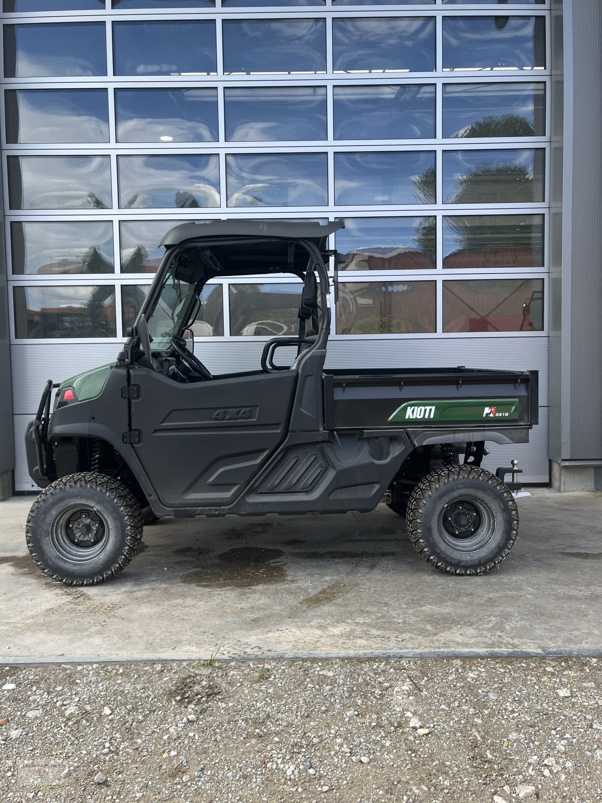 ATV & Quad des Typs Kioti K9, Neumaschine in Tapfheim (Bild 4)