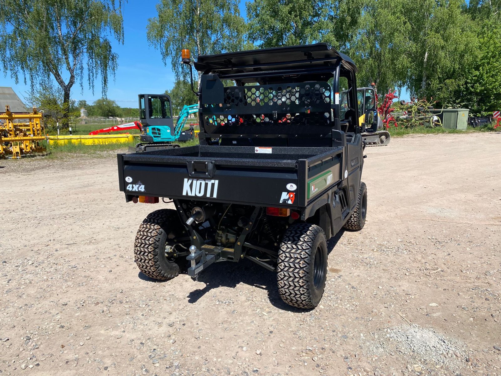 ATV & Quad des Typs Kioti K9, Neumaschine in Klempau (Bild 5)