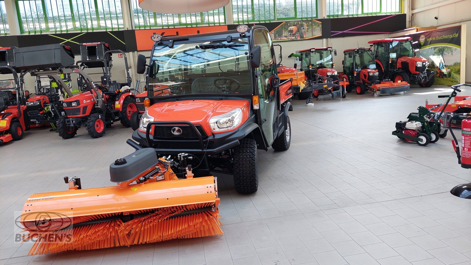 ATV & Quad des Typs Kubota RTVX-1110, Neumaschine in Olpe (Bild 8)