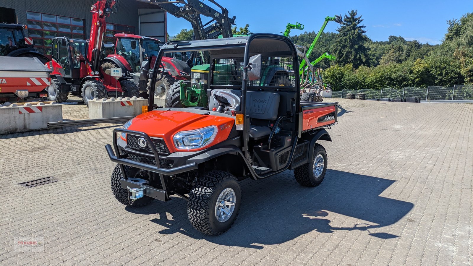 ATV & Quad des Typs Kubota RTVX-1110, Neumaschine in Mainburg/Wambach (Bild 1)