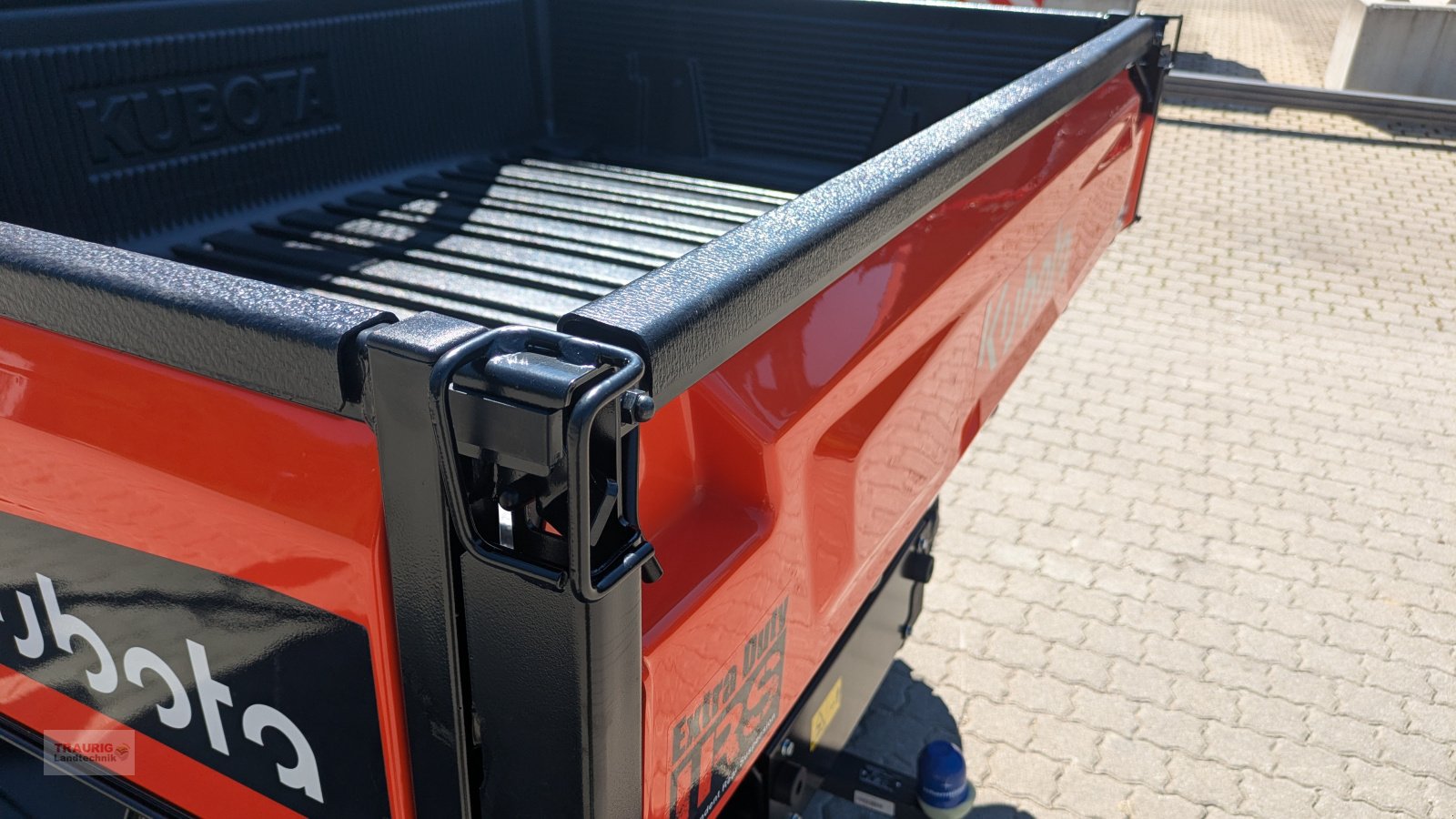 ATV & Quad des Typs Kubota RTVX-1110, Neumaschine in Mainburg/Wambach (Bild 16)