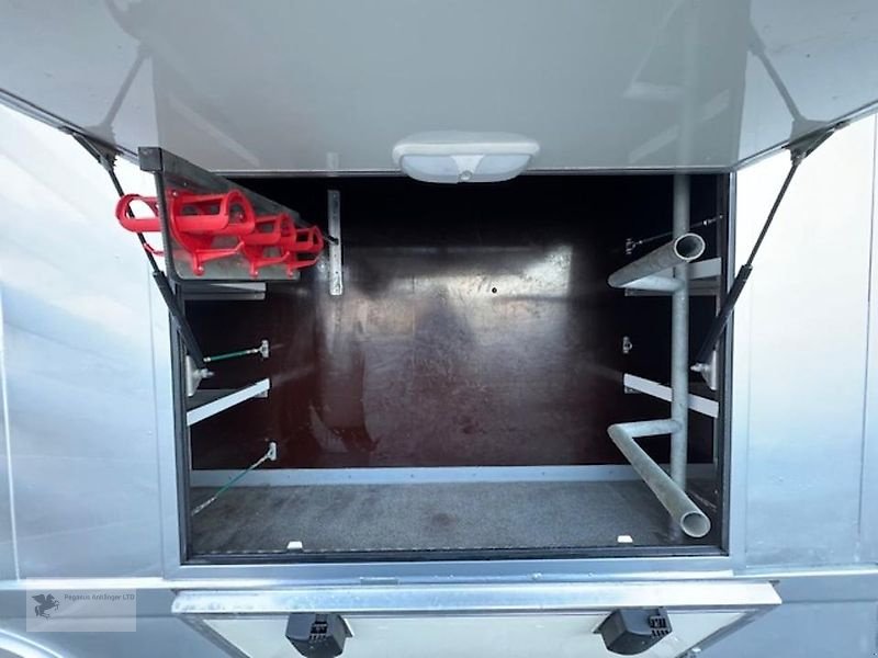 ATV & Quad des Typs MAN TGL 8.180 Pferdetransporter Pferdelkw 3/4 Pferde Wohnabteil, Gebrauchtmaschine in Gevelsberg (Bild 12)