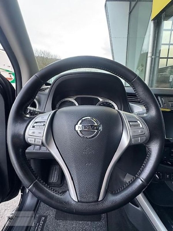 ATV & Quad typu Nissan Navara NP300 N-Guard Double Cab 4x4 AHK 2.3 dCi PickUp, Gebrauchtmaschine v Gevelsberg (Obrázek 14)