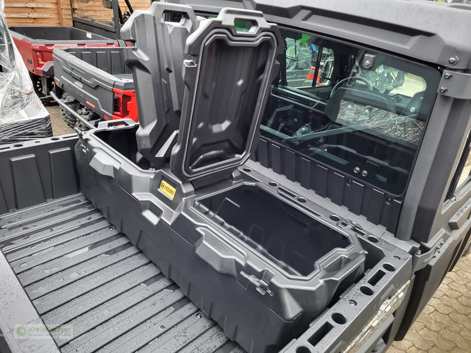 ATV & Quad typu Odes Heckkoffer / Ladeflächenbox mit zwei Klappenöffnungen für Workcross 650 + 800 + 1000 (ABS) UTV neu, Neumaschine v Feuchtwangen (Obrázek 4)