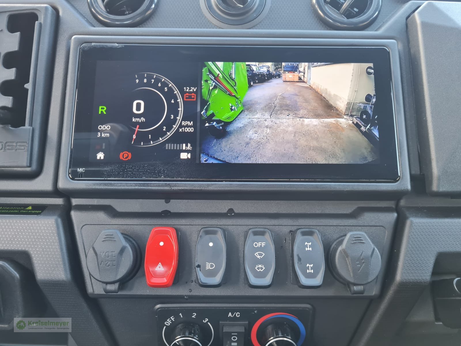 ATV & Quad of the type Odes Workcross 1000 ABS / 3 Sitzer, 2-Zylinder, Kabine Klima und Heizung NEU + Schneeschild, Neumaschine in Feuchtwangen (Picture 16)