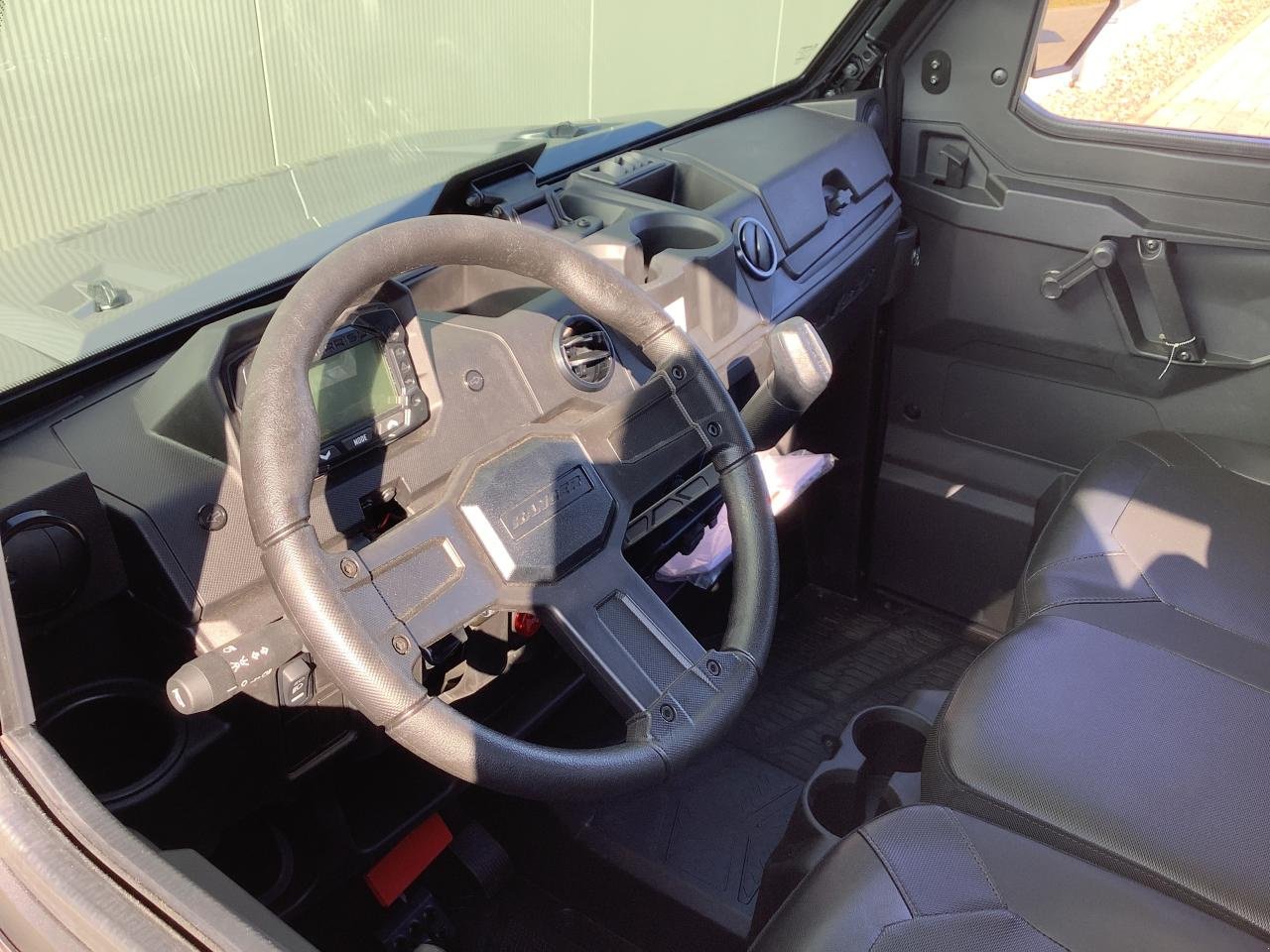 ATV & Quad des Typs Polaris Crew 1000 EPS FullCab, Neumaschine in Greven (Bild 11)