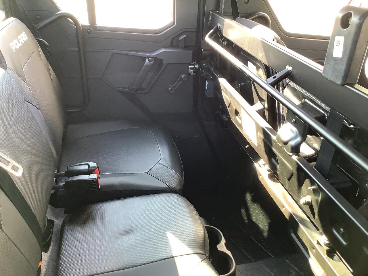 ATV & Quad des Typs Polaris Crew 1000 EPS FullCab, Neumaschine in Greven (Bild 13)