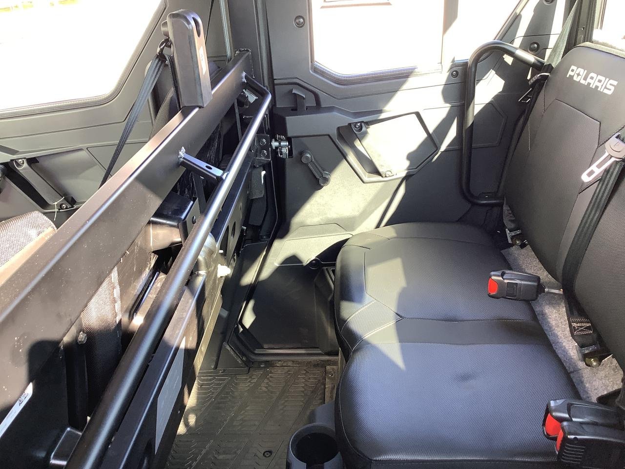 ATV & Quad des Typs Polaris Crew 1000 EPS FullCab, Neumaschine in Greven (Bild 14)