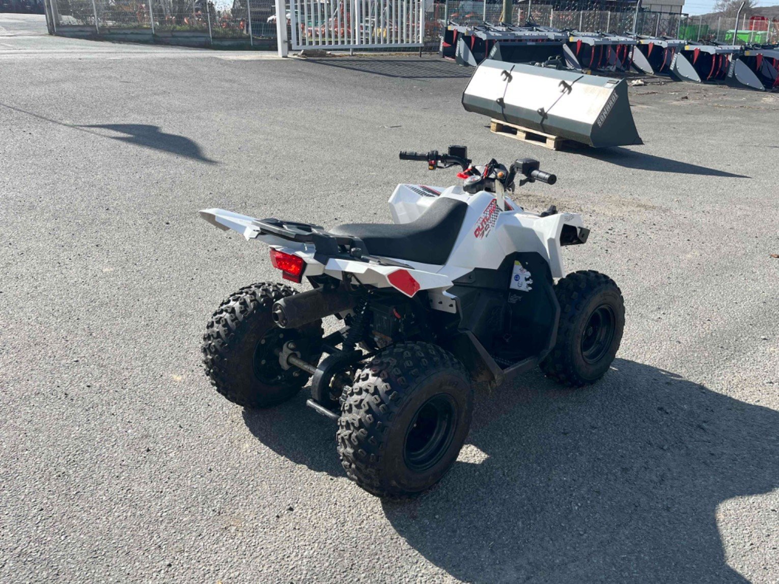 ATV & Quad типа Polaris OUTLAW70, Gebrauchtmaschine в LA SOUTERRAINE (Фотография 5)