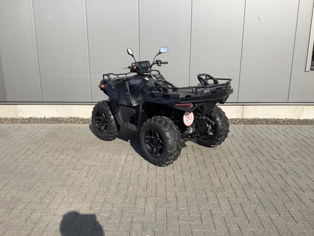 ATV & Quad of the type Polaris Sportsman 570 EPS Black Edition, Neumaschine in Greven (Picture 9)