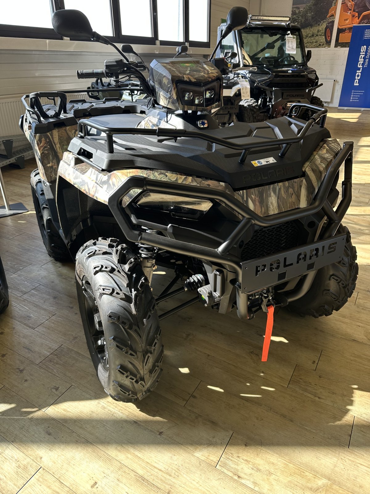 ATV & Quad tip Polaris Sportsman 570 EPS LOF Hunter Edition, Neumaschine in Esslingen (Sirnau) (Poză 1)